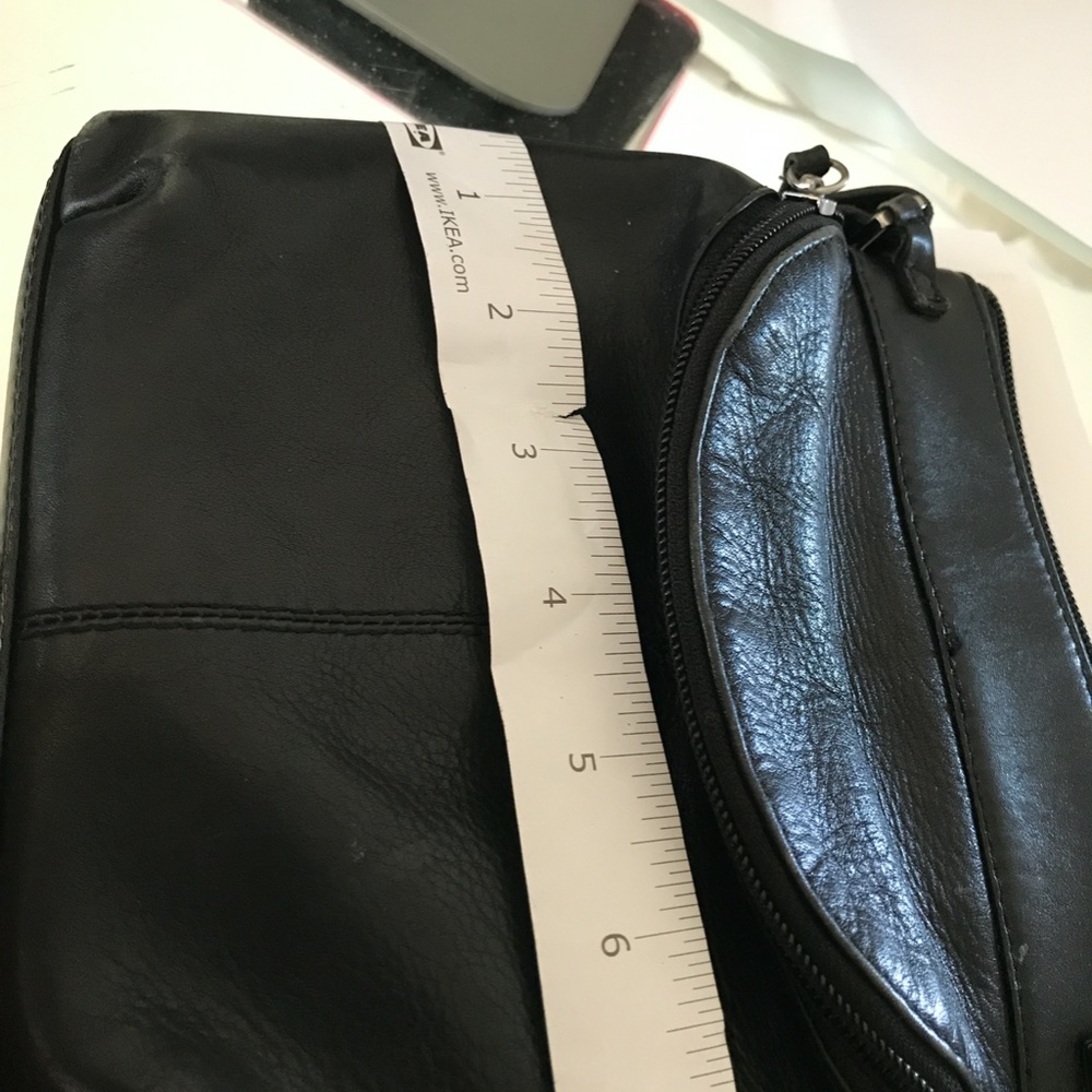 Cross Body - Picture 6 of 8